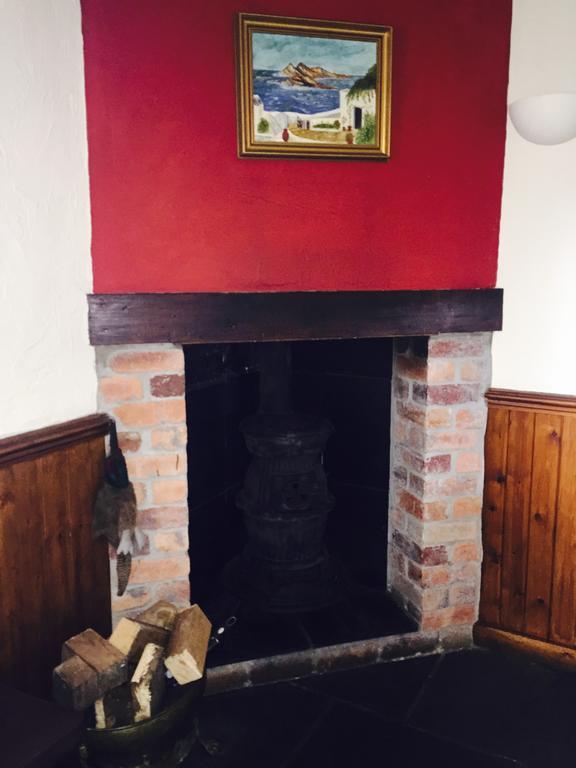Bed and Breakfast The Nags Head Tredegar Nant-y-bwch Zewnętrze zdjęcie